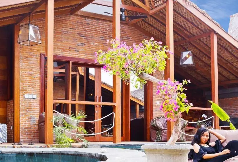 سوییت خانوادگی, Kaleydo Villas