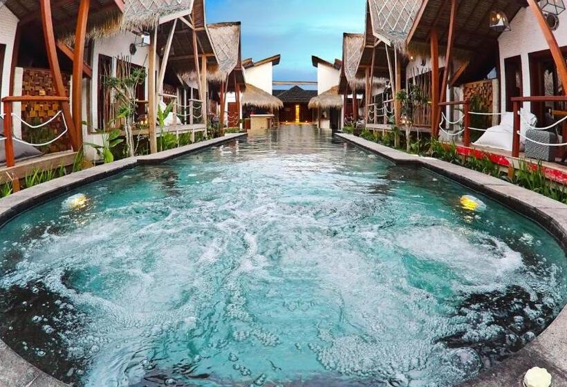 プールの見えるデラックスルーム, Kaleydo Villas