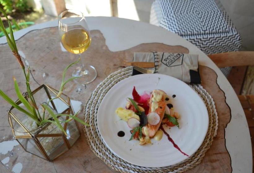 ２ベッドルームのデラックスビラ, Kaleydo Villas