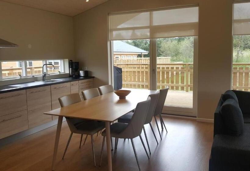 خانه 3 خوابه, Kjarnalundur Aurora Dream Lodges And Rooms