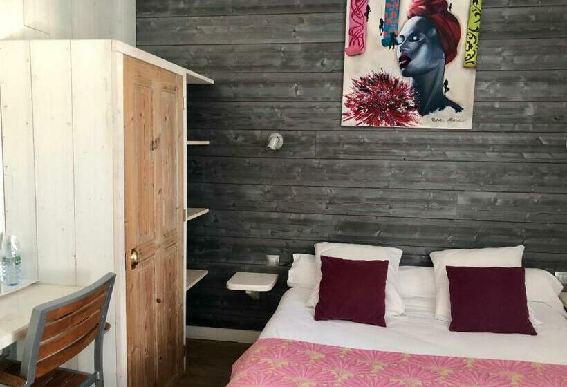 غرفة قياسية, Le Clocher