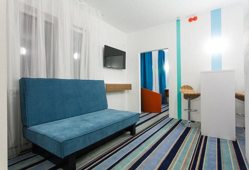 סוויטה, Maxrooms Global Sky