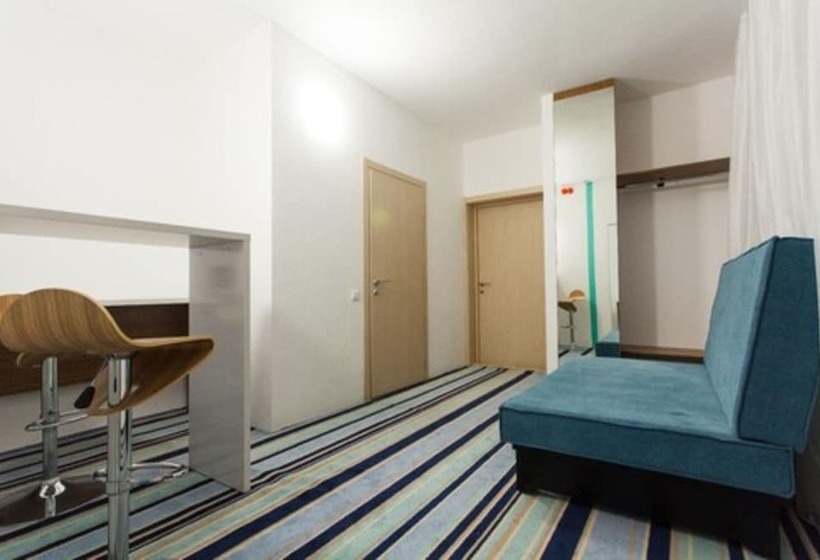 סוויטה, Maxrooms Global Sky