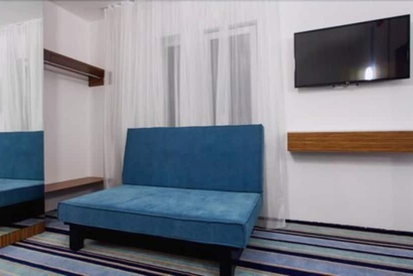 סוויטה, Maxrooms Global Sky