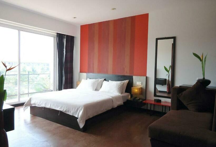 スイート, Men's Resort & Spa