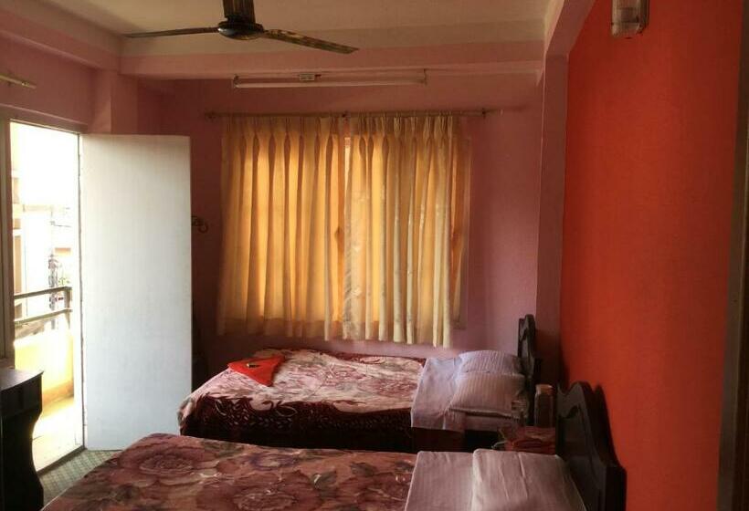 اتاق لوکس با بالکن, Pashupati Darshan