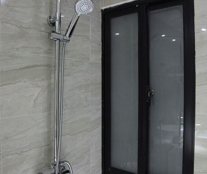 디럭스 스위트, Shanghai Fish Inn East Nanjing Road