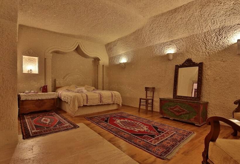 غرفة ديلوكس, Village Cave House