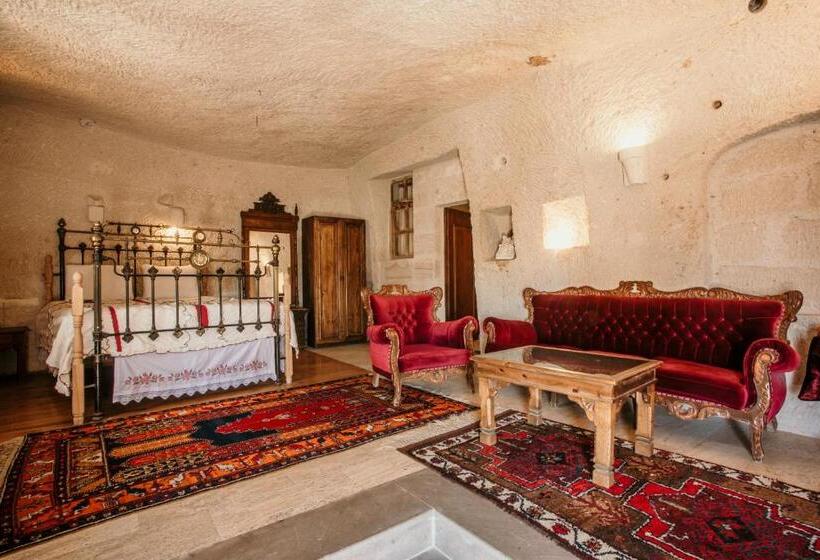 小型套房, Village Cave House