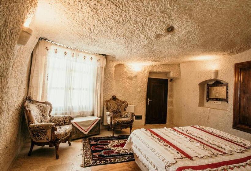 غرفة ديلوكس, Village Cave House