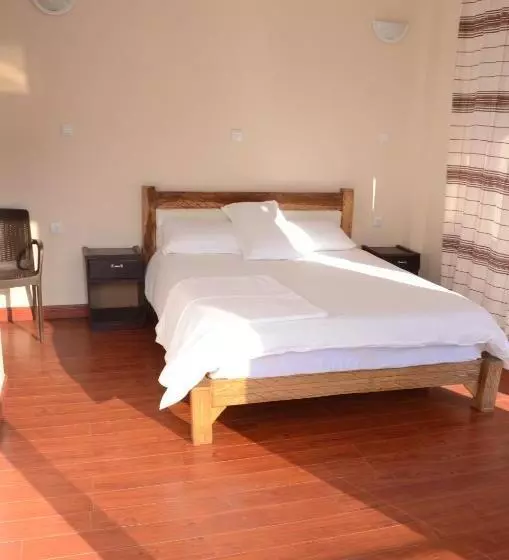اتاق استاندارد یک نفره, Zan Seyoum Hotel Lalibela