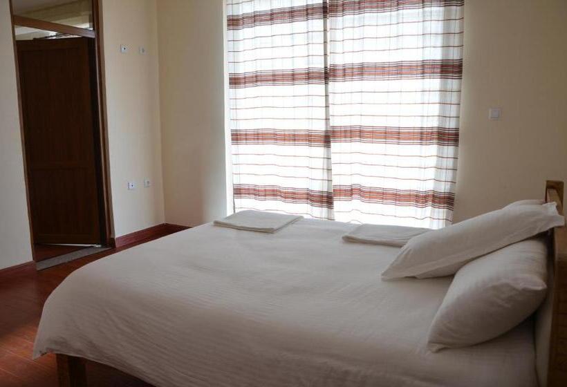 Семейный Номер, Zan Seyoum Hotel Lalibela