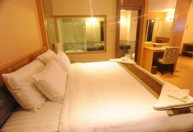 Sviitti, Kitlada Hotel Udonthani