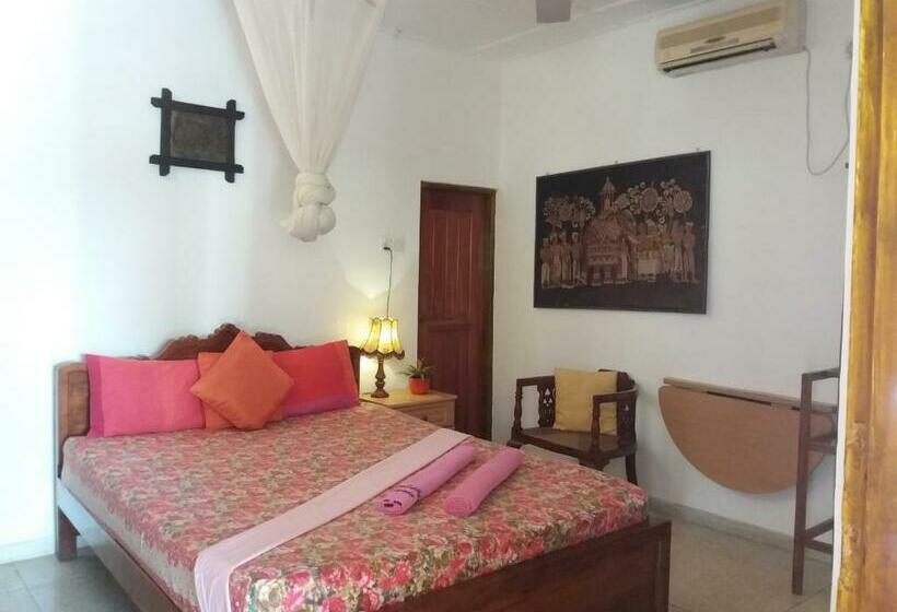 Economy Zimmer, Embiente Guest House