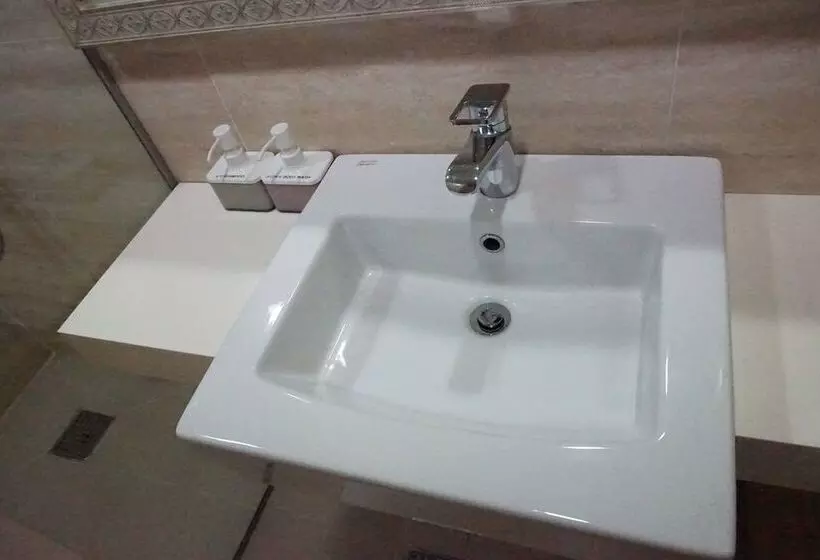 Perhehuone, Soo Song Guesthouse