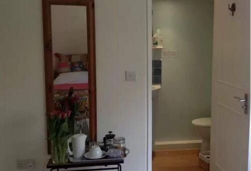 Номер Стандарт, St Anne S B&b