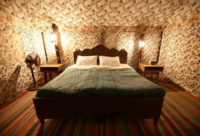 Tenda Padrão, Pangarh Lake Retreat