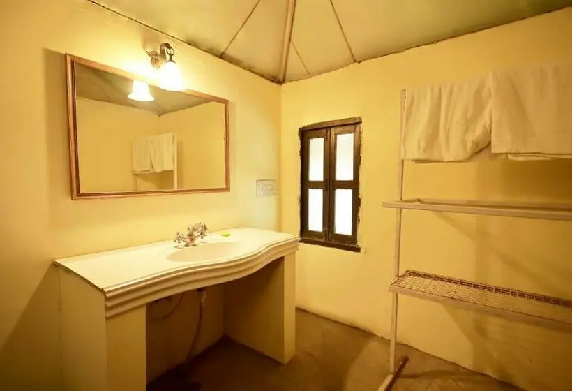 キャビン, Pangarh Lake Retreat