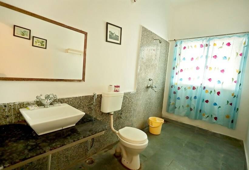 Quarto Estandar, Pangarh Lake Retreat