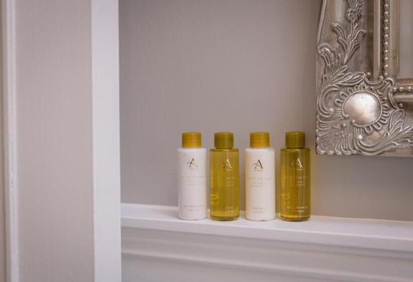 수피리어 룸, Lysnagreyne