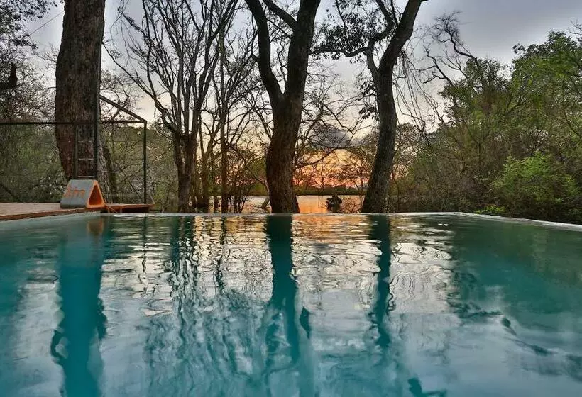 シャレー・スペリアー1寝室, Kalundewa Retreat