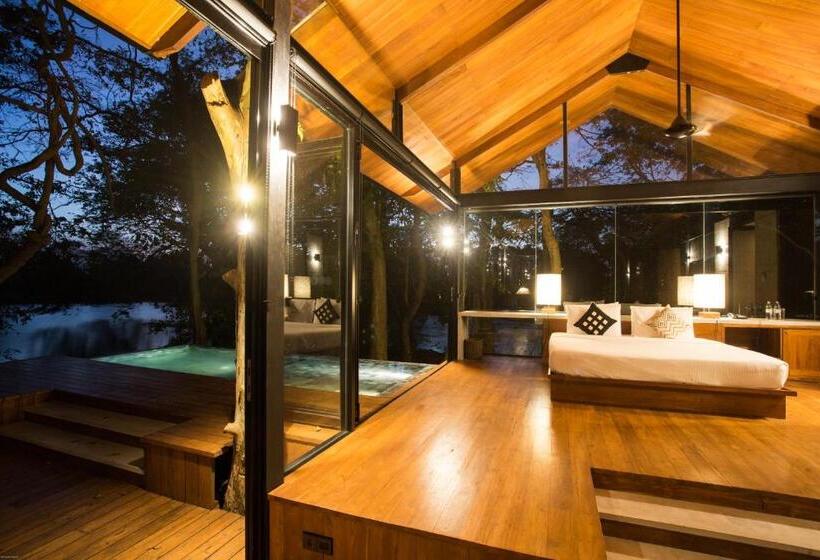 샬레, Kalundewa Retreat