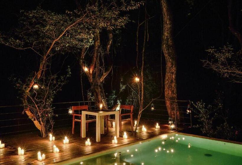 샬레, Kalundewa Retreat