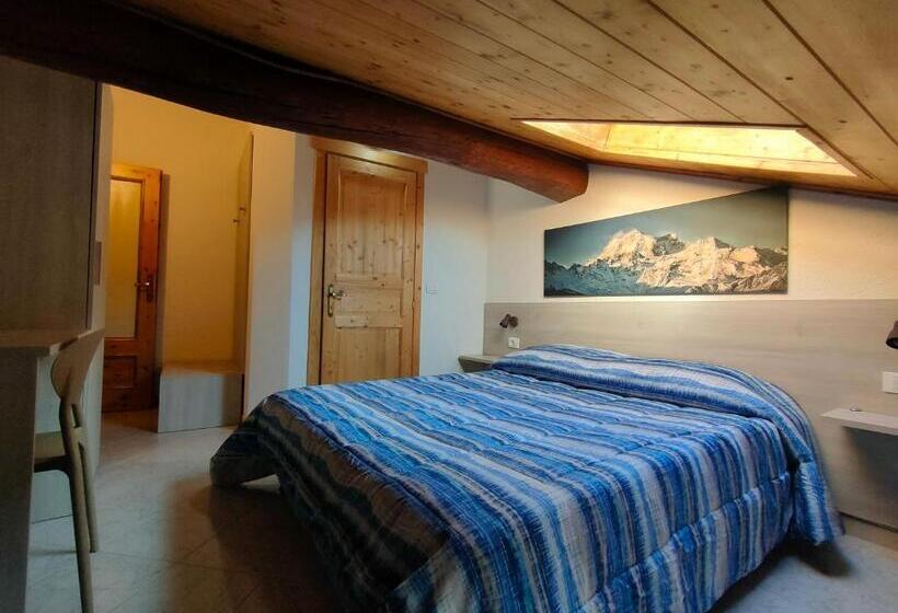 اتاق پنت هاوس, La Belle Epoque