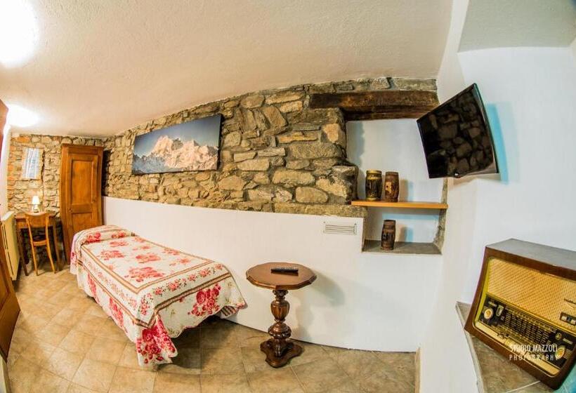 اتاق استاندارد یک نفره, La Belle Epoque