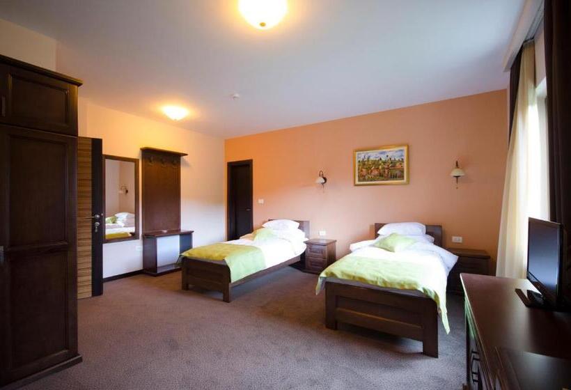 اتاق استاندارد سه نفره, Monte Rosa