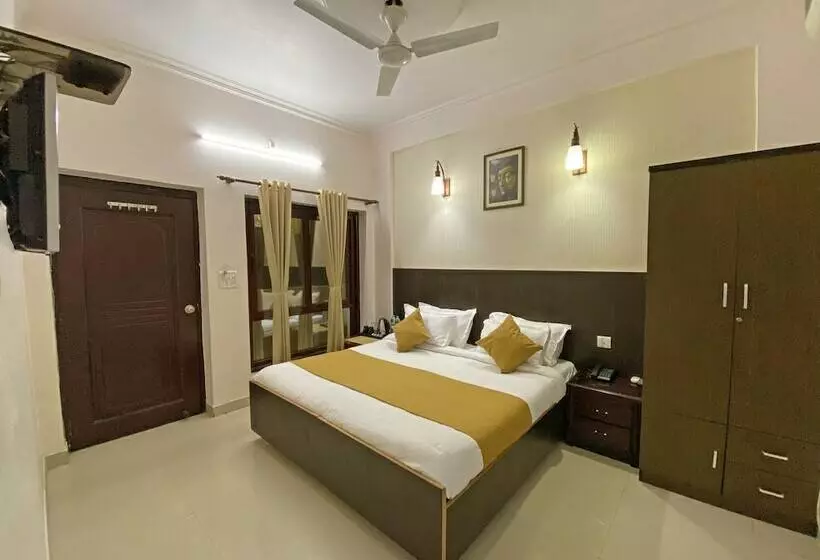 Deluxe Room, Nirvana Palace