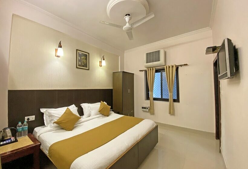 デラックスルーム, Nirvana Palace