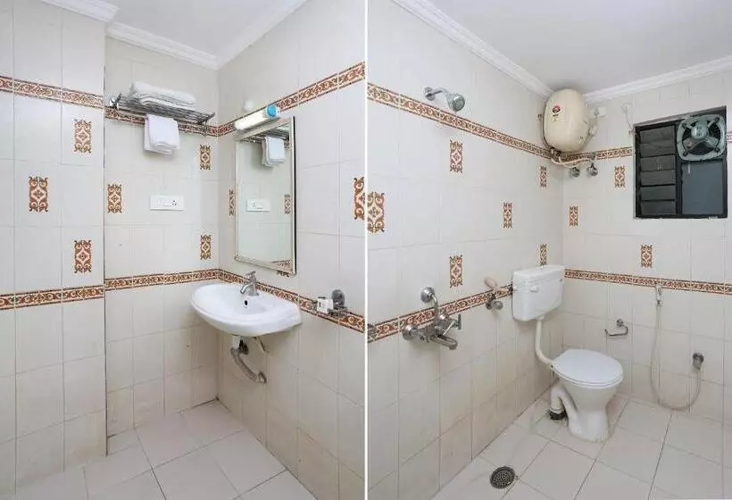 トリプルクラシックルーム, O Saraswathi Residency Near Sr Nagar Metro Station