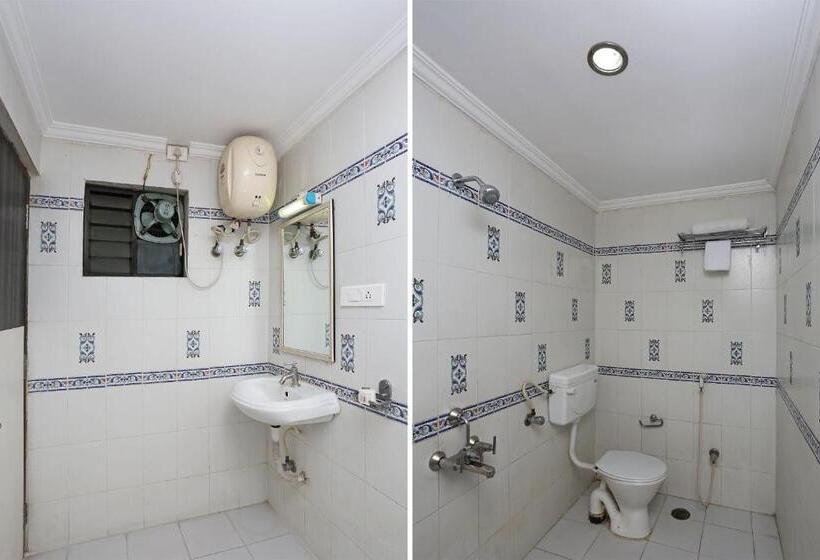 トリプルクラシックルーム, O Saraswathi Residency Near Sr Nagar Metro Station