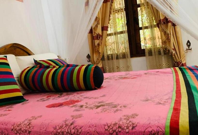 Номер Стандарт, Sisira Natural Lodge Sigiriya