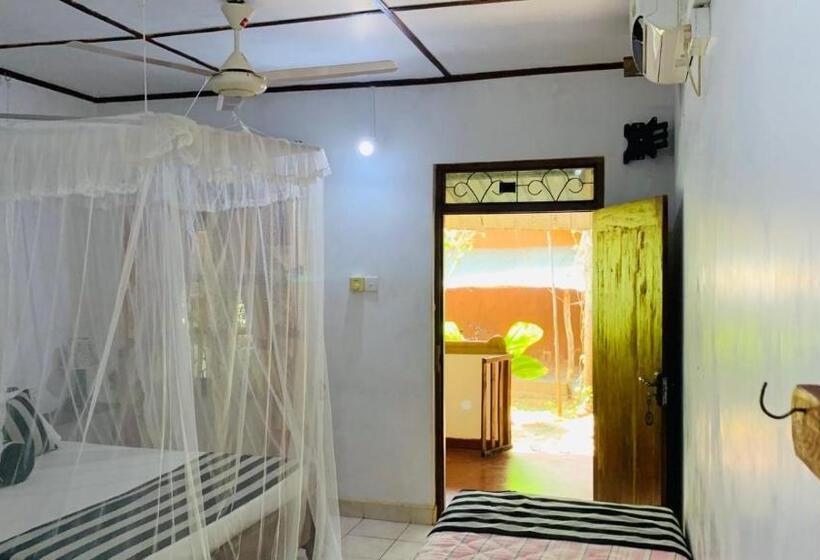 Трехместный Номер Deluxe, Sisira Natural Lodge Sigiriya