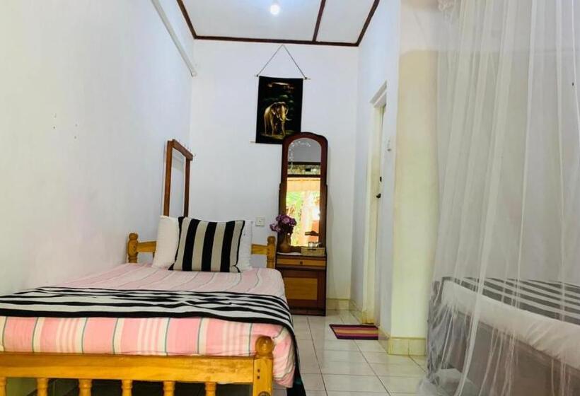 Трехместный Номер Deluxe, Sisira Natural Lodge Sigiriya