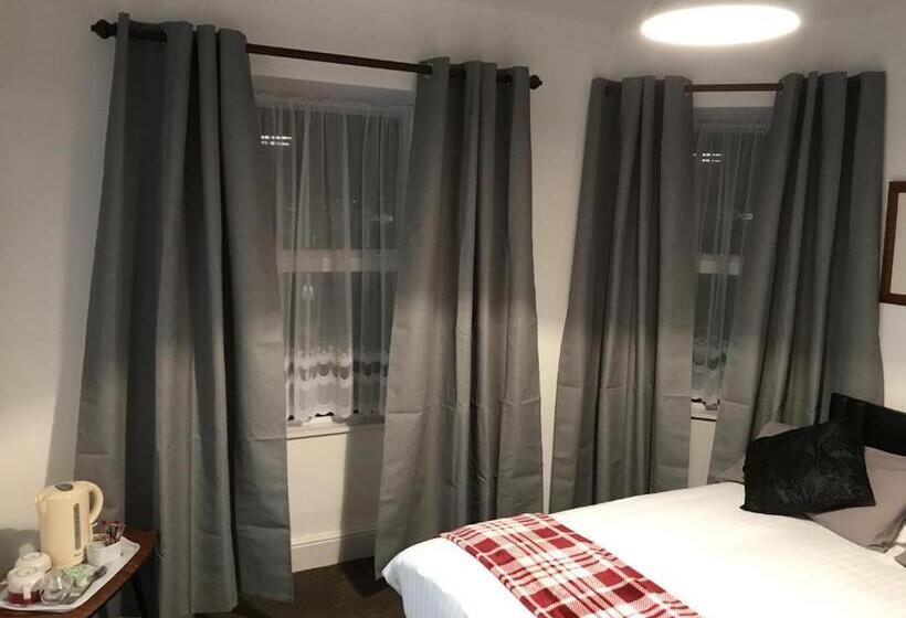 غرفة قياسية, The Victoria