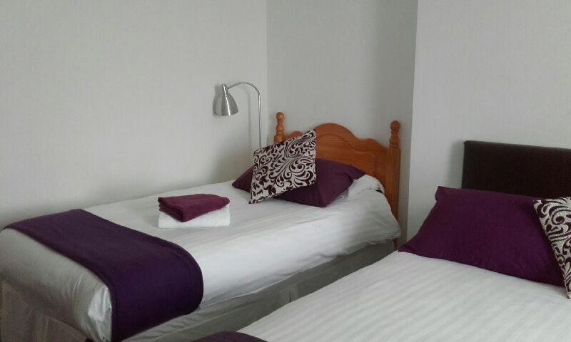 غرفة قياسية رباعية, The Victoria