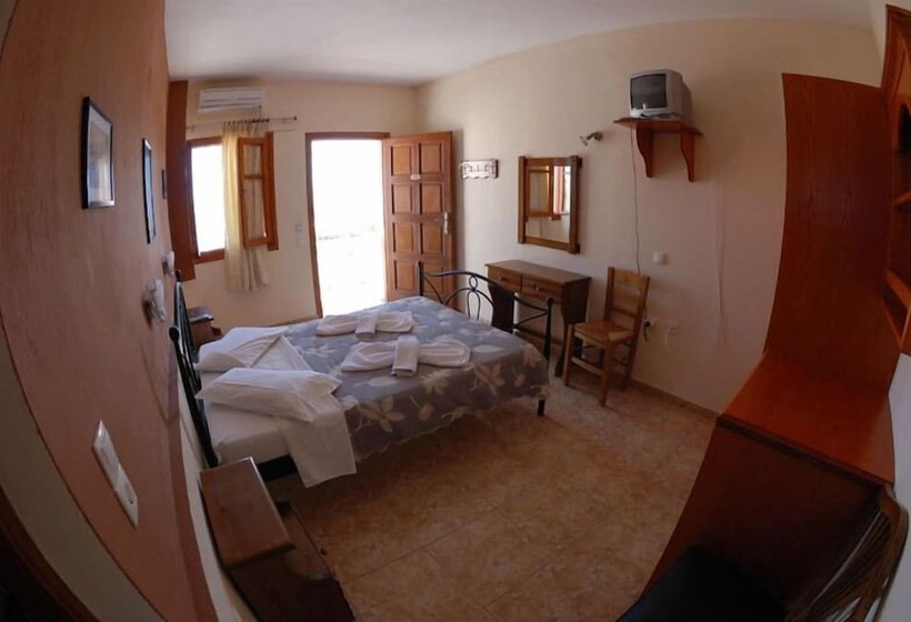 اتاق استاندارد با چشم‌انداز دریا, Villa Galinia