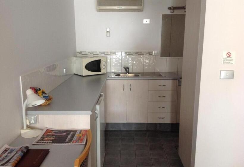 غرفة قياسية, Sportsmans Motor Inn