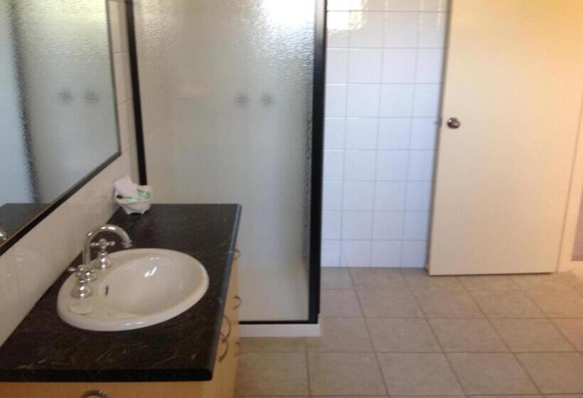 غرفة قياسية, Sportsmans Motor Inn