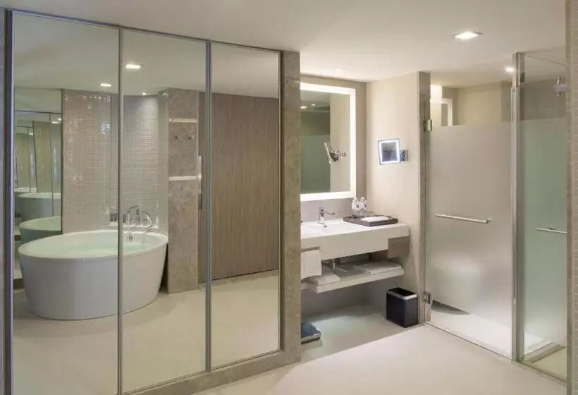 Executive-sviitti, Novotel Bangkok Sukhumvit 20