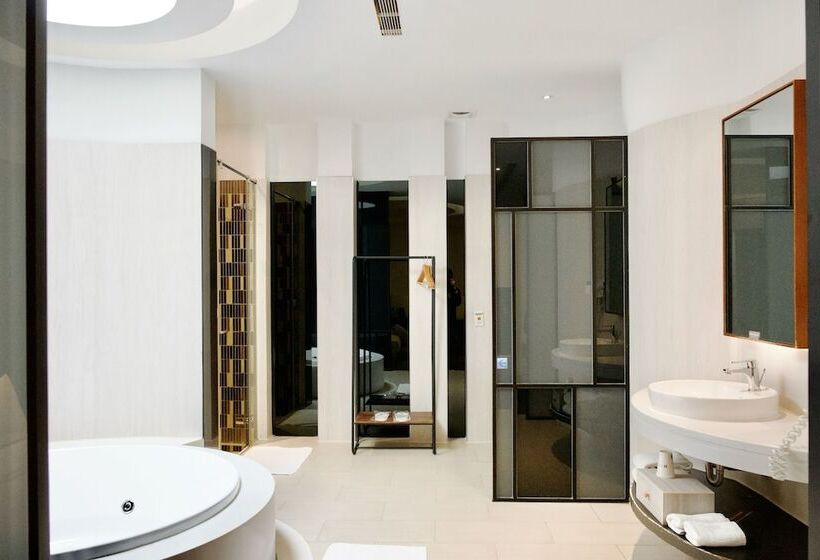 Superior-huone, H Villa