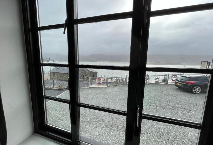 דירת חדר נוף לים, Sunray Apartments