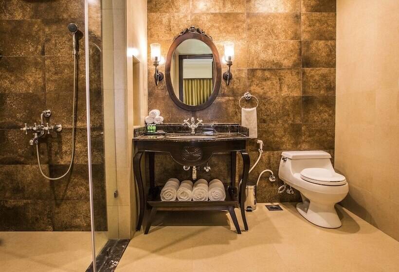 家庭套房, Rhythm Lonavala  An Allsuite Resort