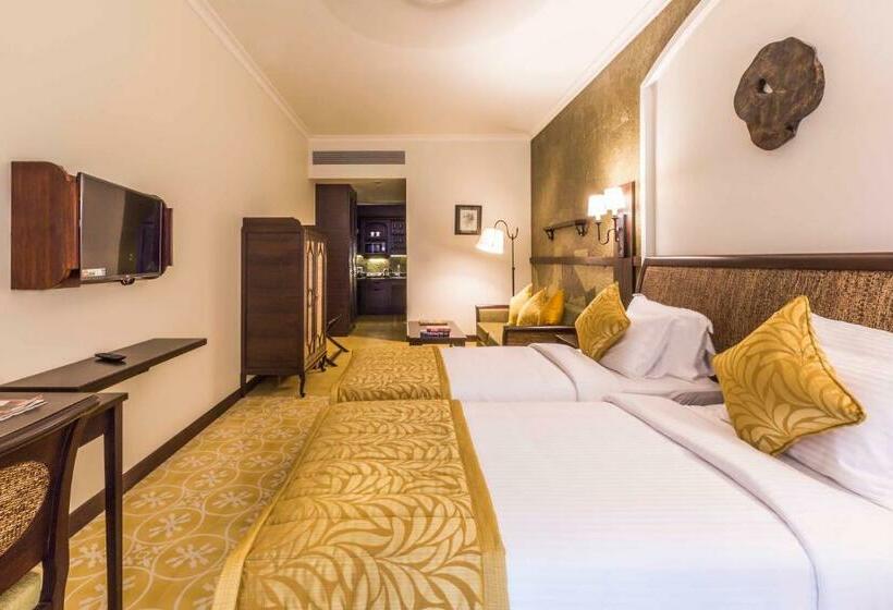 스위트, Rhythm Lonavala  An Allsuite Resort