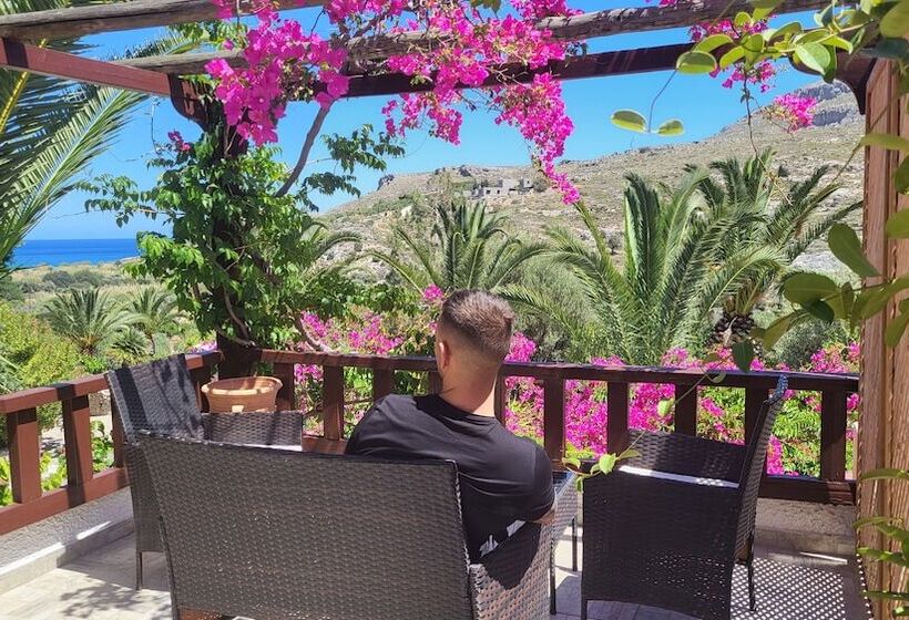 חדר סטנדרט עם מרפסת, Studios Stella & Stella S Traditional