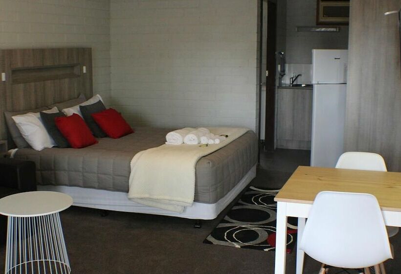Номер Deluxe, Thomas Lodge Motel