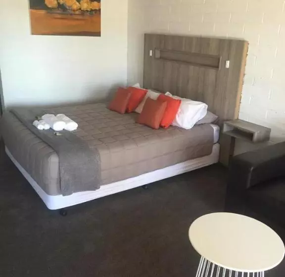 デラックスルーム, Thomas Lodge Motel